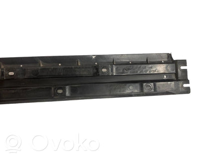 Side underbody protection