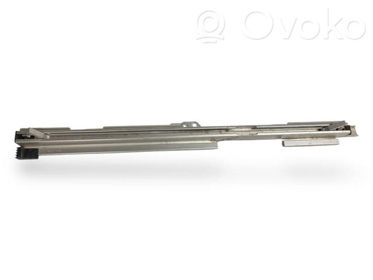 Cita veida bagāžnieka dekoratīvās apdares detaļa