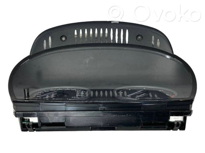 Speedometer (in the instrument panel)