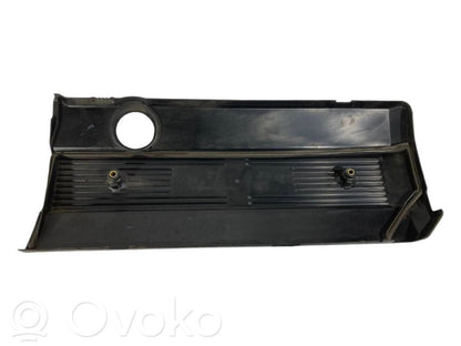 Dzinēja pārsegs (dekoratīva apdare)