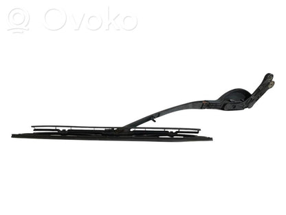 Priekšējā loga tīrītāja kājiņa