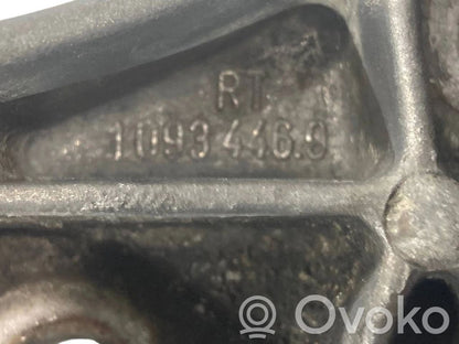 Pārnesumkārbas stiprinājuma kronšteins