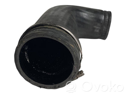 Interkūlera šļūtene (-es) / caurule (-es)