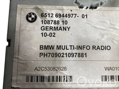 Radio / CD/DVD atskaņotājs / navigācija