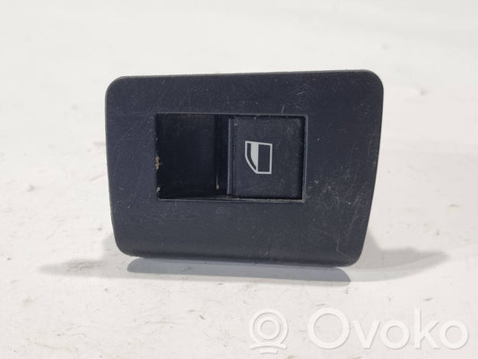 Power window switch