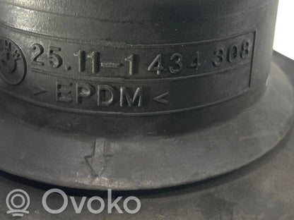 Cita veida salona detaļa