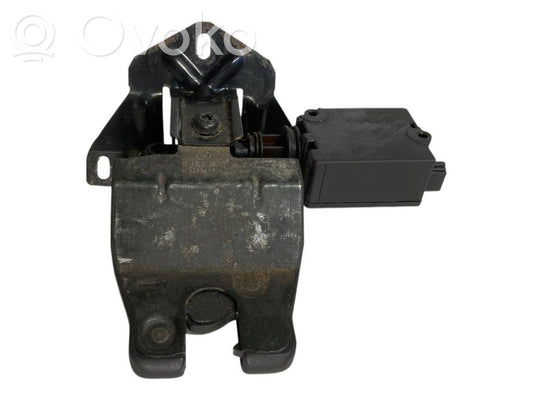 Rear cover lock