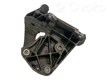 Gaisa kondicionēšanas kompresora stiprinājums