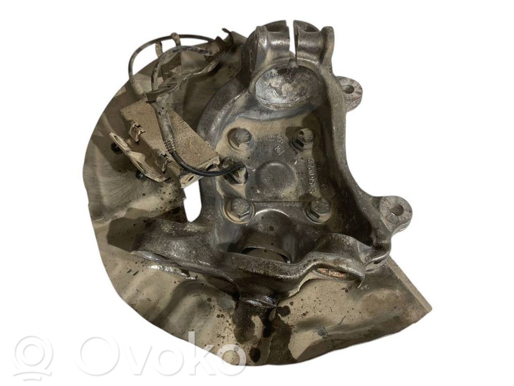 Priekšējā riteņa rumbas vārpstas šarnīrs (stupica, capfa)