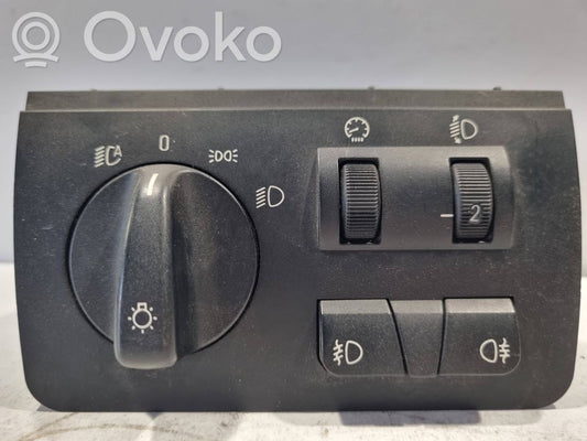 Headlight switch