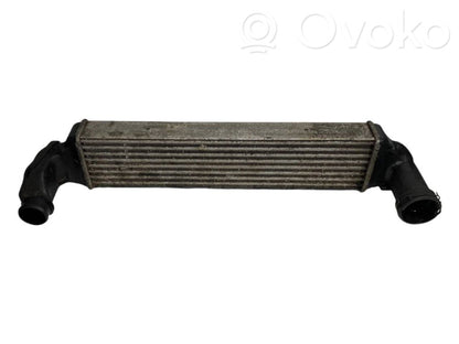 Starpdzesētāja radiators