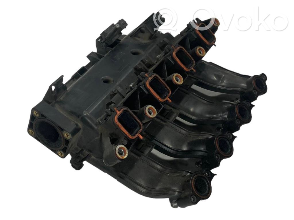 Впускной коллектор