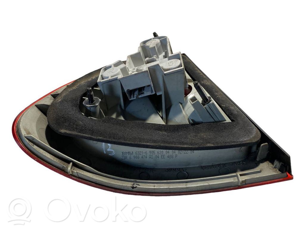 Aizmugurējais lukturis virsbūvē