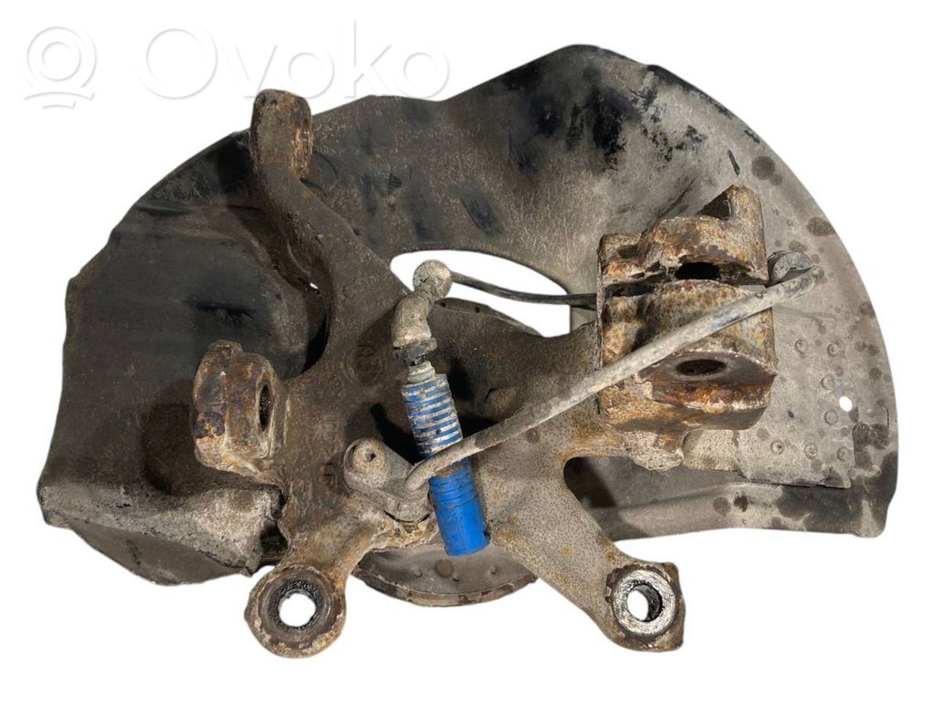 Priekšējā riteņa rumbas vārpstas šarnīrs (stupica, capfa)