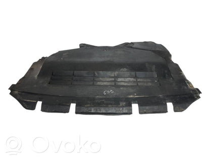 Dzinēja apakšas aizsargs