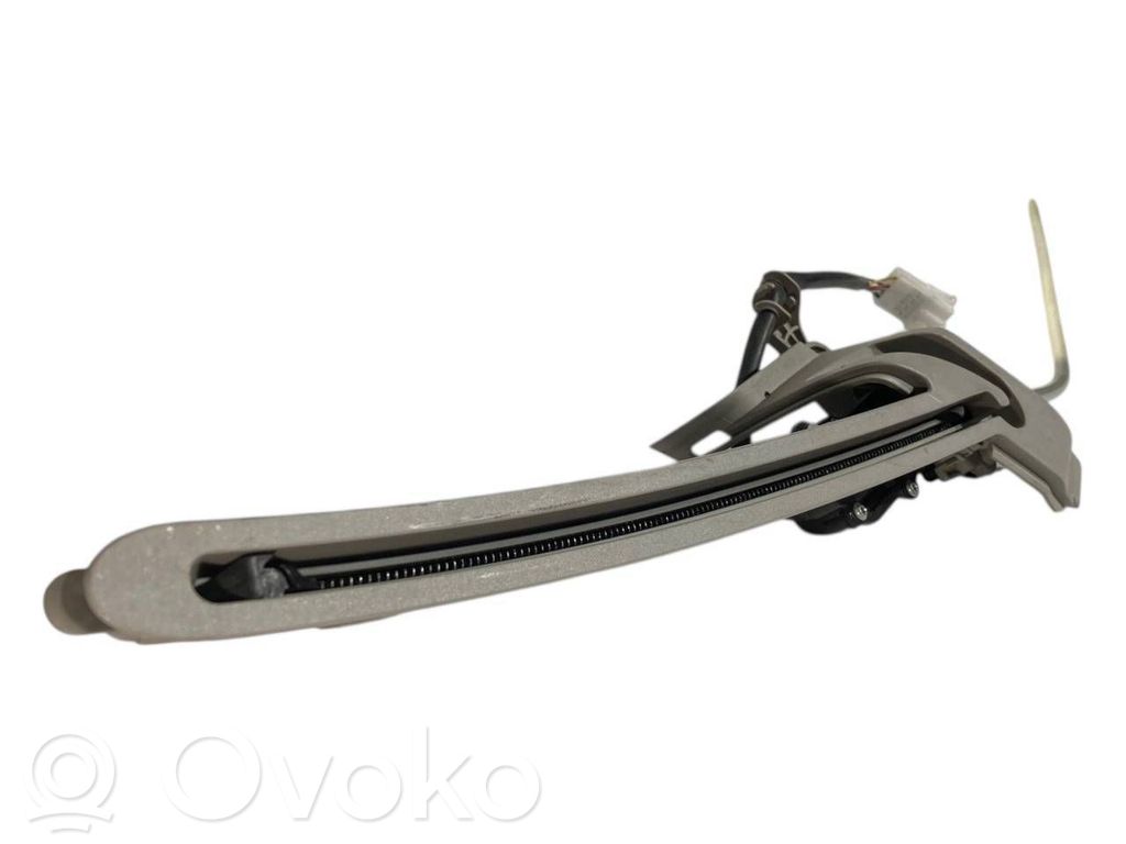 Elektrisks aizmugurējā loga aizkars