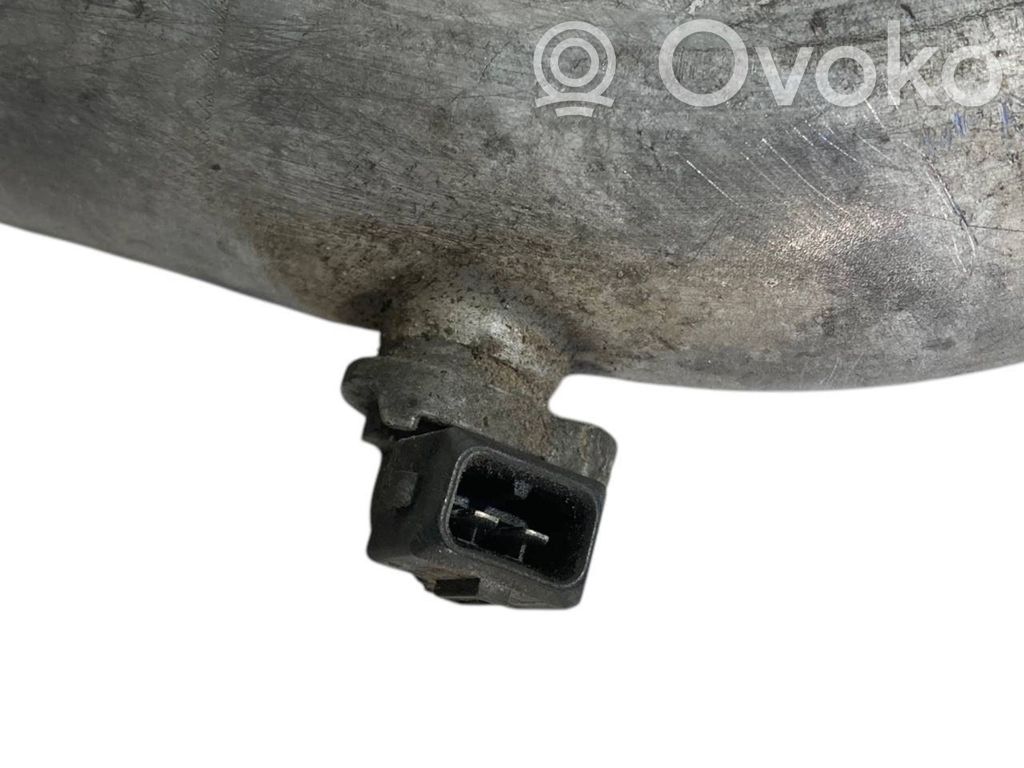 Interkūlera šļūtene (-es) / caurule (-es)