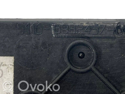 Paneļa dekoratīvās apdares vairogs (centrālais)