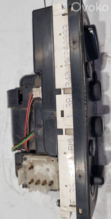 Блок управления кондиционером/климат-контролем/отоплением салона (в салоне)