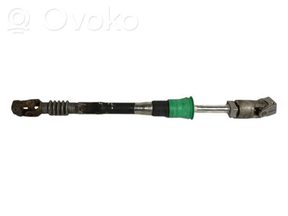 Steering wheel axle cross-joint