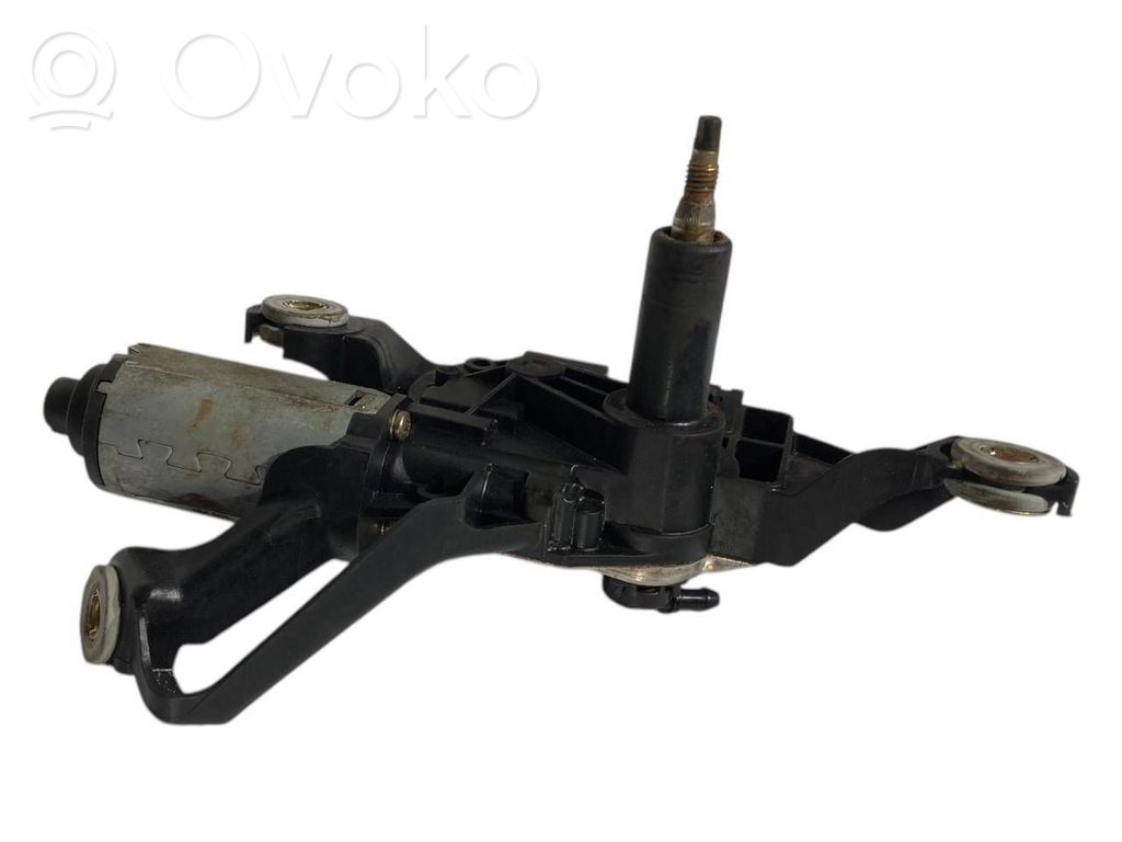 Мотор стеклоочистителя заднего стекла