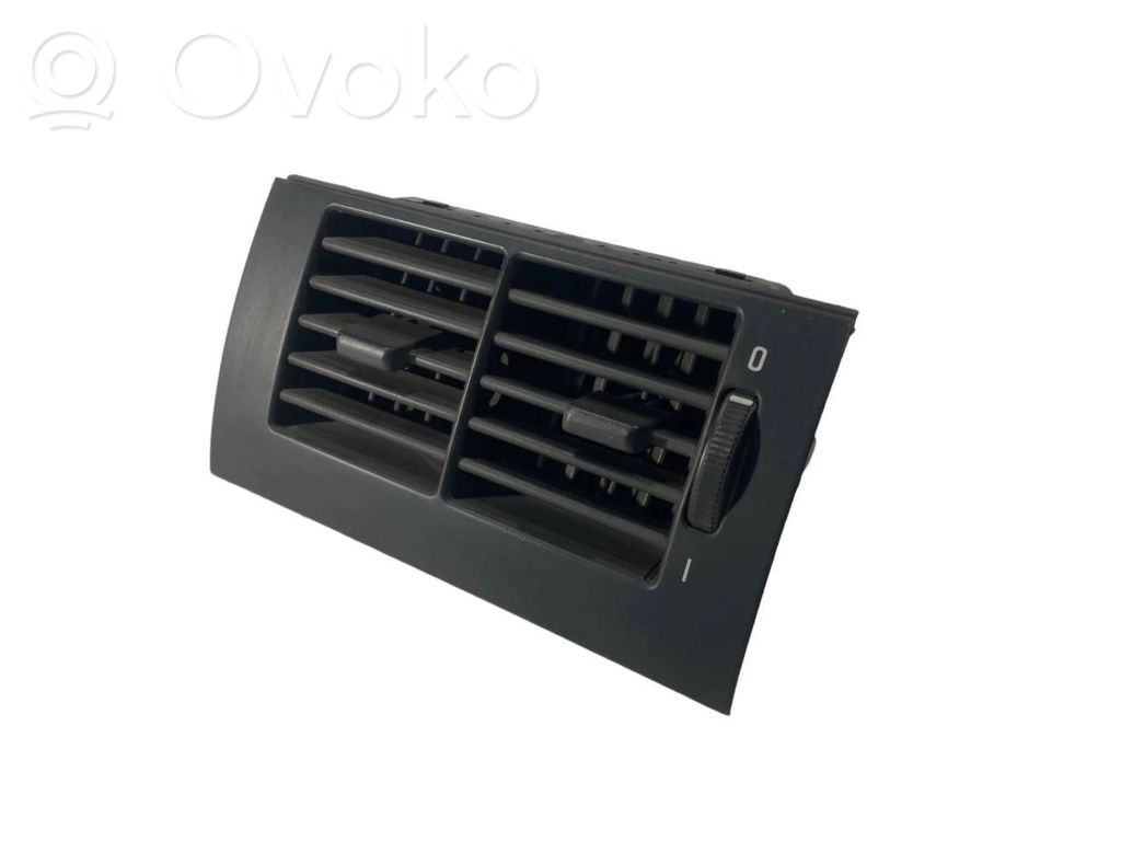 Aizmugurējā gaisa - ventilācijas reste