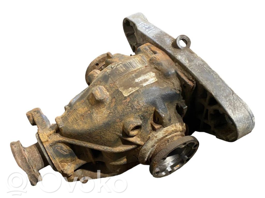 Aizmugurējais reduktors