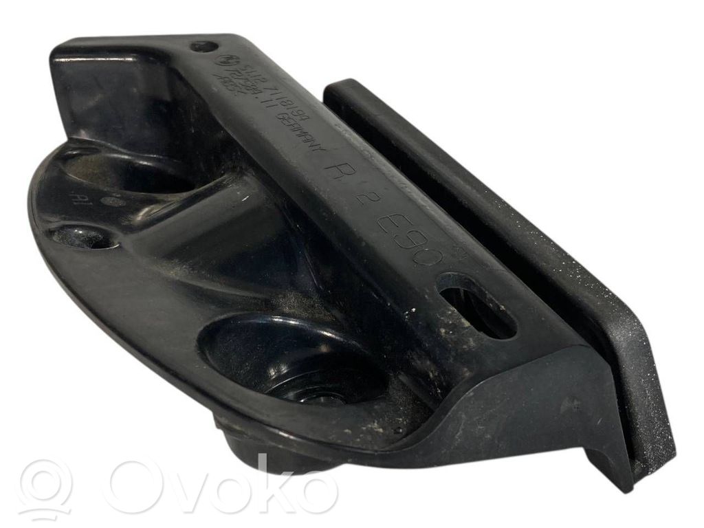 Aizmugurējā bufera montāžas kronšteins