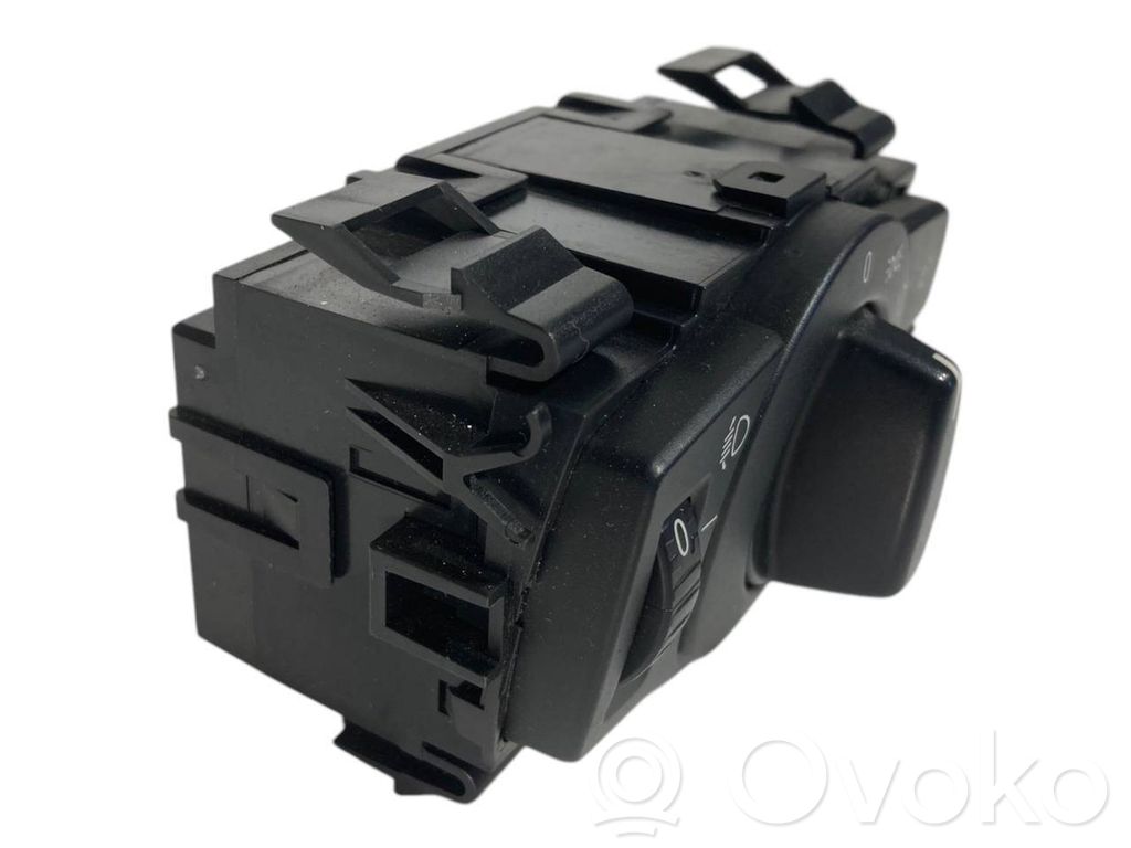 Headlight switch