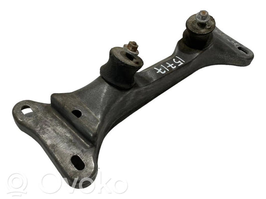 Кронштейн крепления трансмиссии