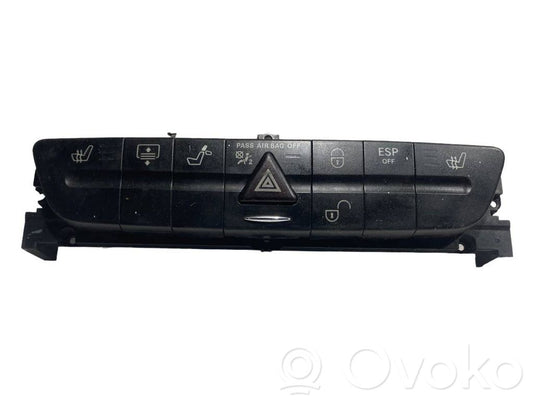 Sēdekļu apsildes slēdzis