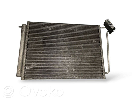 Gaisa kondicioniera dzeses radiators