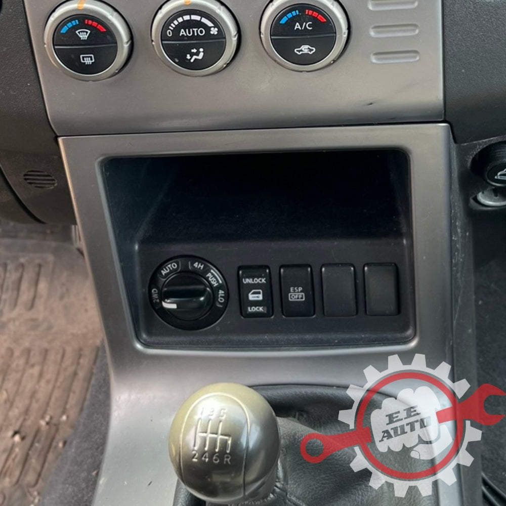 Nissan Pathfinder 2005 2.5d manual – Spare Parts