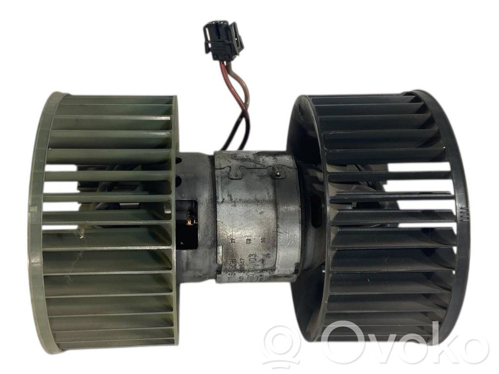 Mazā radiatora ventilators