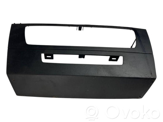 Klimata kontrole / mazā radiatora vadības dekoratīvā apdare