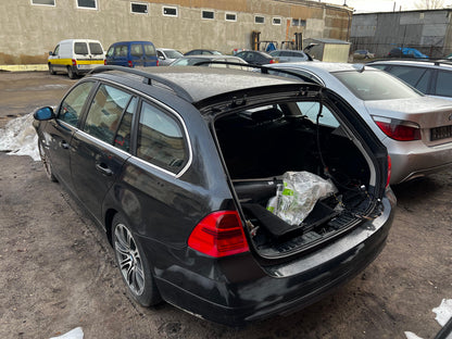 BMW 325 2005 G.