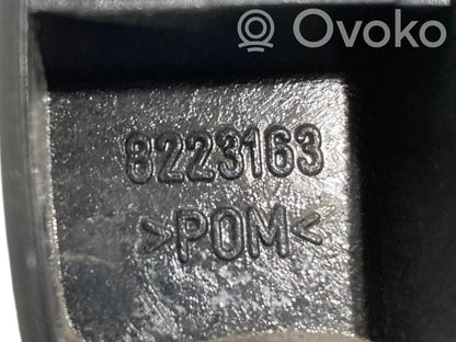 Engine hood release handle