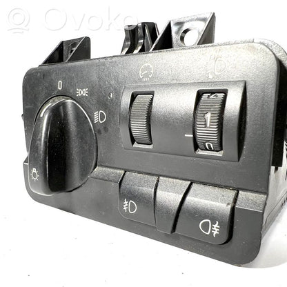 Headlight switch