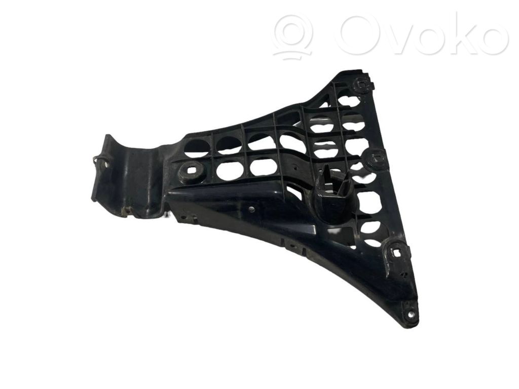 Rear bumper mounting bracket