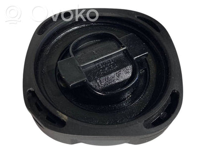 Eļļas uzpildes atveres vāciņš