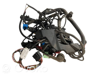 Dzinēja vadu instalācija