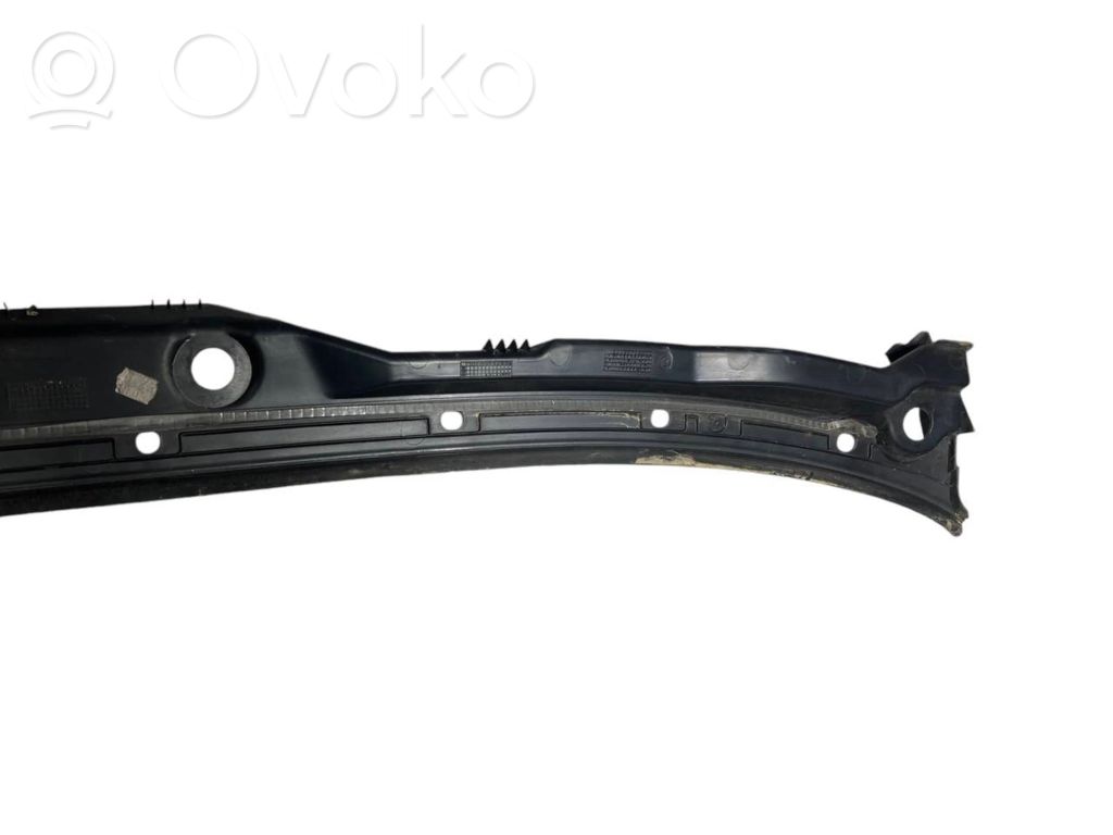 Stikla tīrītāja slotiņas