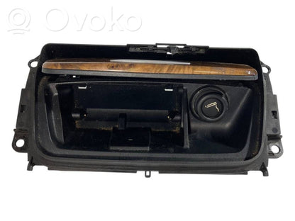 Salona dekoratīvās apdares komplekts