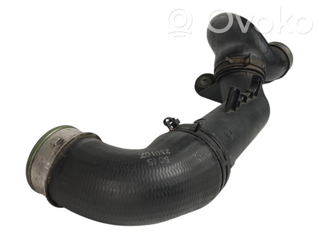 Interkūlera šļūtene (-es) / caurule (-es)