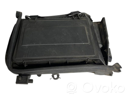 Air filter box