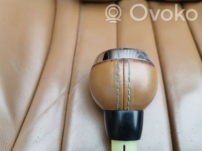 Salona daļu komplekts