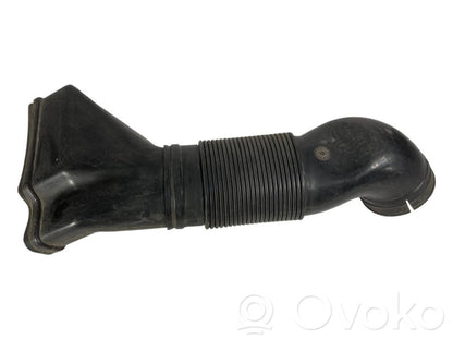 Air intake duct details