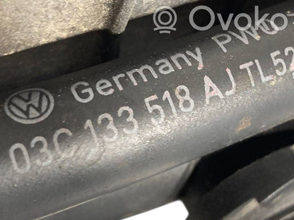 Caurulīte (-es) / šļūtene (-es)