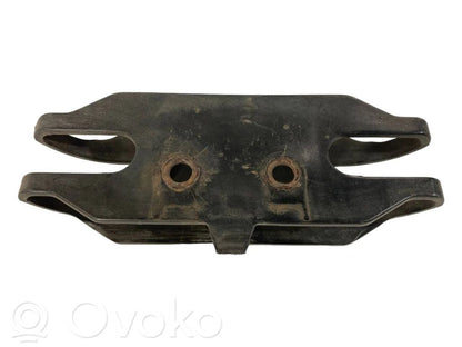 Кронштейн крепления заднего бампера