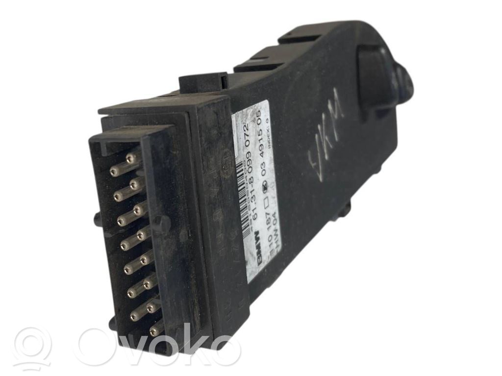 Seat adjustment switch(es)